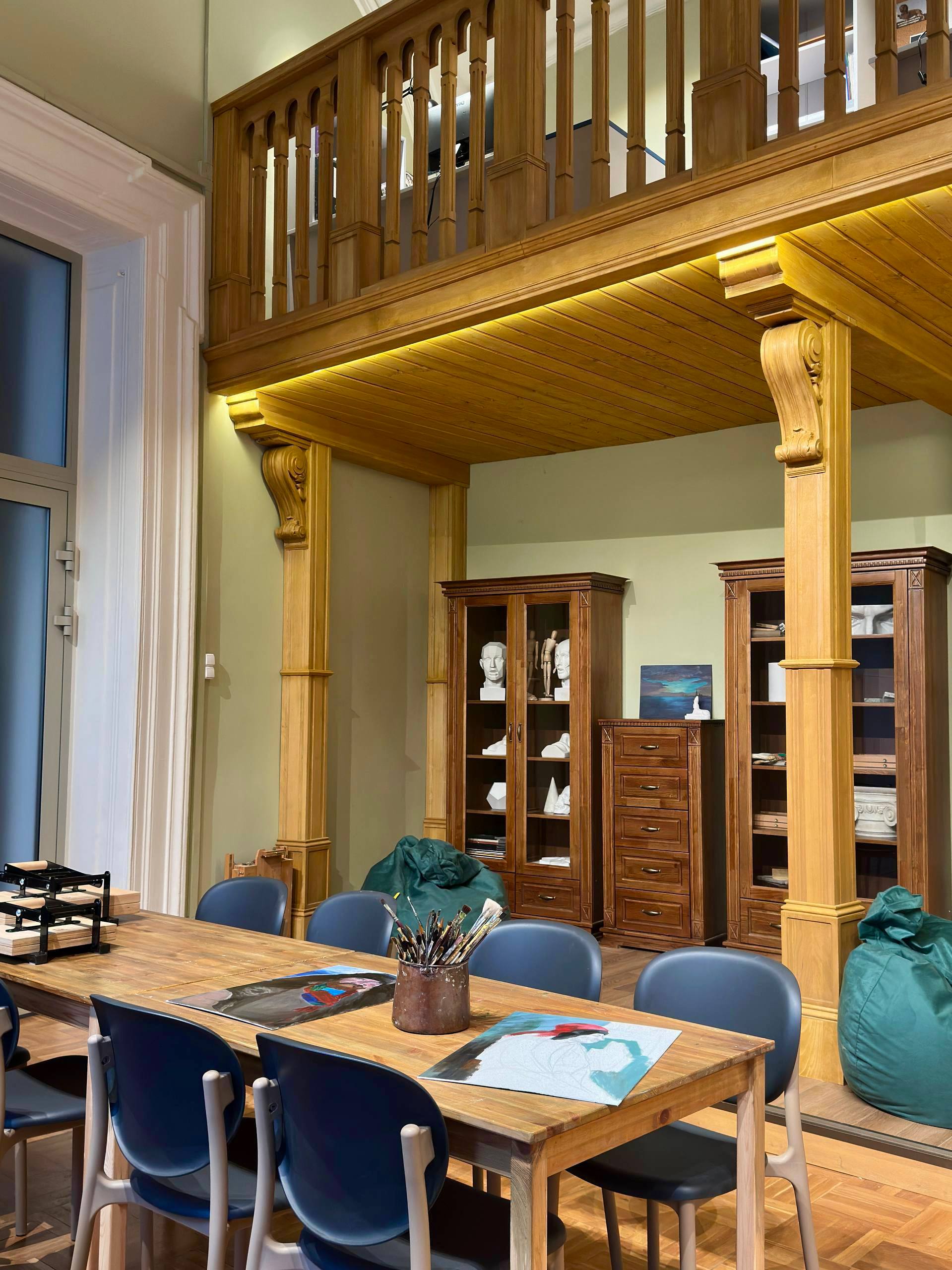 Photo 5292057818380832694 w